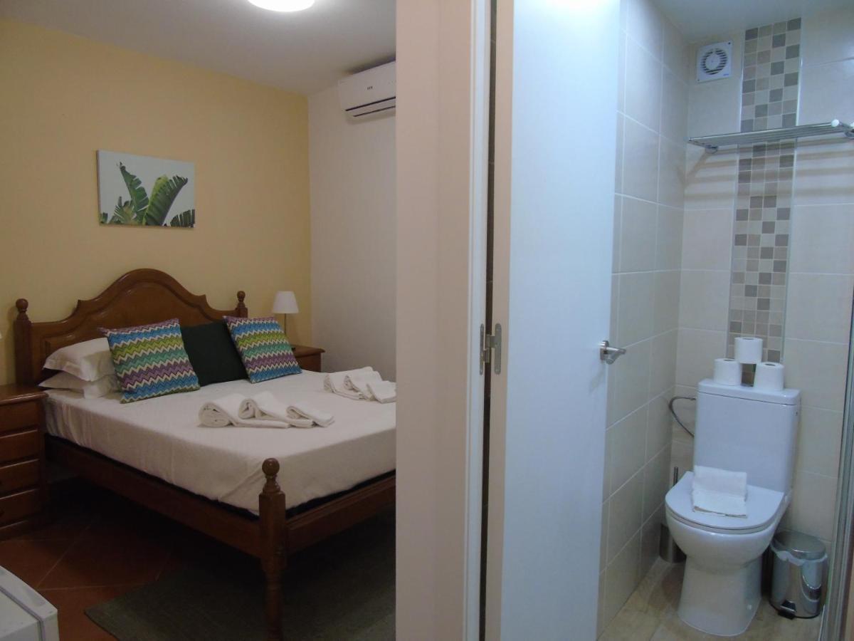 Manta Guest - Bed & Breakfast Manta Rota Bagian luar foto