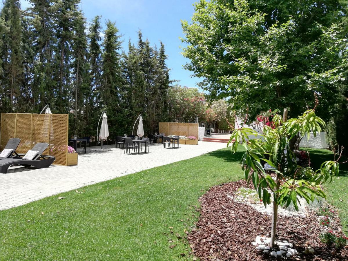 Manta Guest - Bed & Breakfast Manta Rota Bagian luar foto